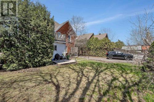 11 Sherbrooke Avenue, Ottawa, ON - Outdoor