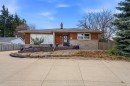 473 Mohawk Road W, Hamilton, ON  - Outdoor 