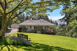 600 Seacliffe Rd North Saanich, BC V8L 5W1