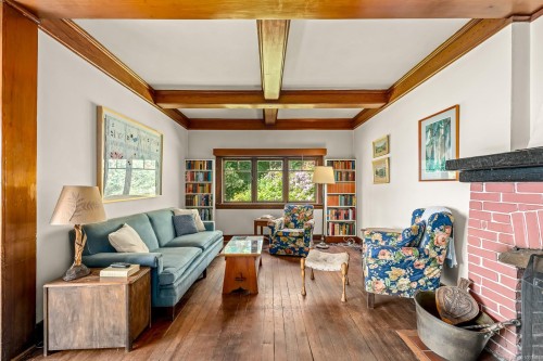 965 Balmoral Rd, Comox, BC 