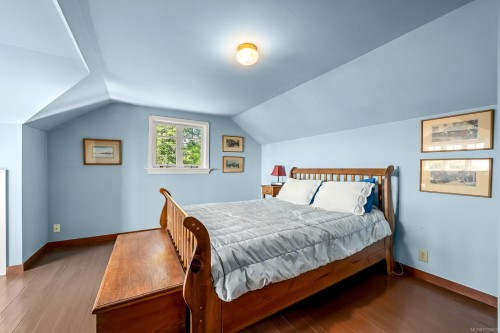 965 Balmoral Rd, Comox, BC 