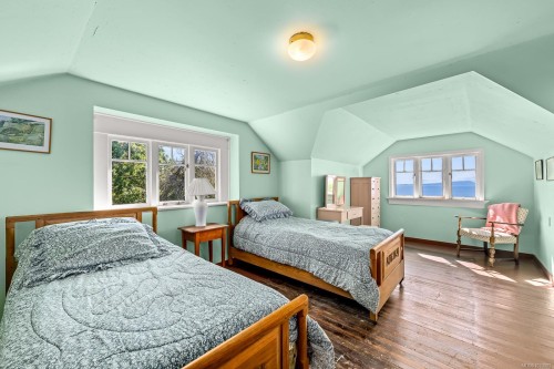 965 Balmoral Rd, Comox, BC 