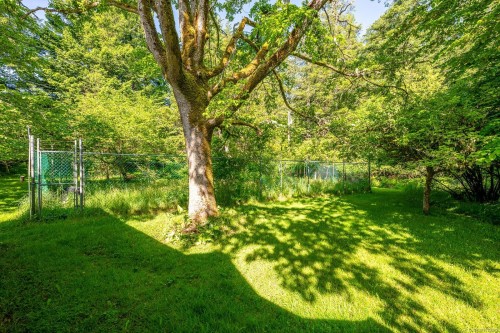 965 Balmoral Rd, Comox, BC 