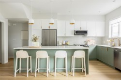 109-3230 Glendale Pl Langford, BC V9B 1Y2