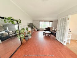 38 Burnhamthorpe Road W Oakville, ON L6M 4K4