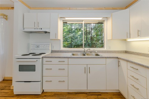 128 Sunset Dr, Salt Spring, BC 
