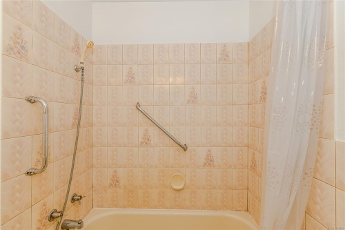 128 Sunset Dr, Salt Spring, BC 