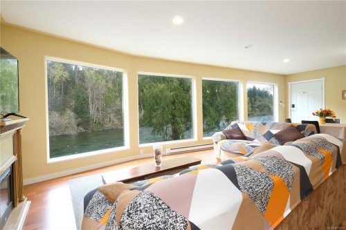 2420 Campbell River Rd, Campbell River, BC 