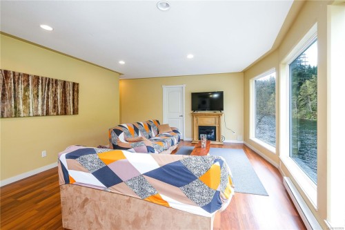 2420 Campbell River Rd, Campbell River, BC 