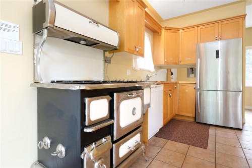 2420 Campbell River Rd, Campbell River, BC 