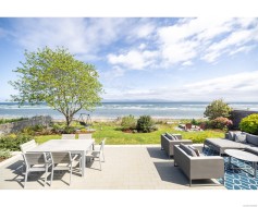 1039 SEACREST Pl Qualicum Beach, BC V9K 1E7