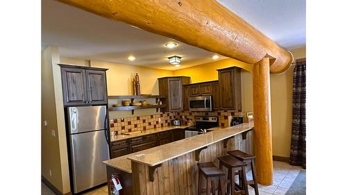 M4-D-1351 Gerry Sorensen Way, Kimberley, BC - Indoor Photo Showing Kitchen