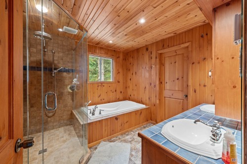 Salle de bains - 3102 Ch. Des Lacs, Mont-Blanc, QC - Indoor Photo Showing Bathroom