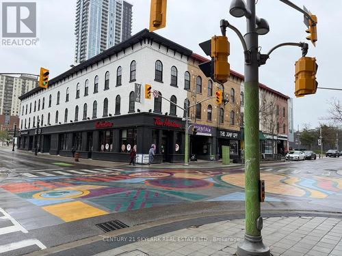 8 King Street E, Kitchener, ON 