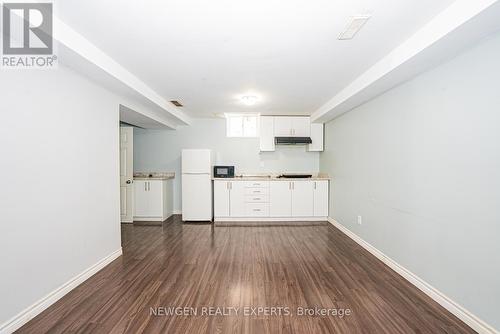 1465 Old Zeller Drive, Kitchener, ON - Indoor Photo Showing Kitchen