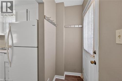 192 Ivon Avenue, Hamilton, ON - Indoor