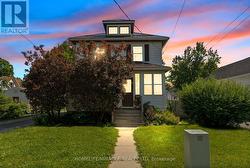 207-209 INSHES AVENUE Chatham-Kent, ON N7M 2Z5