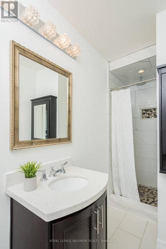 55 Ashmount Crescent, Toronto, ON - Indoor Photo Showing Bathroom