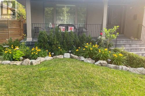 55 Ashmount Crescent, Toronto, ON - Outdoor