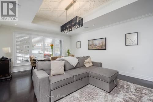 55 Ashmount Crescent, Toronto, ON - Indoor Photo Showing Living Room