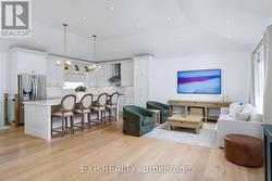 1761 CORAM CRESCENT  Mississauga, ON L4X 1L2