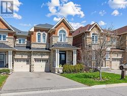 47 SPRUCE PINE CRESCENT Vaughan, ON L6A 4T3