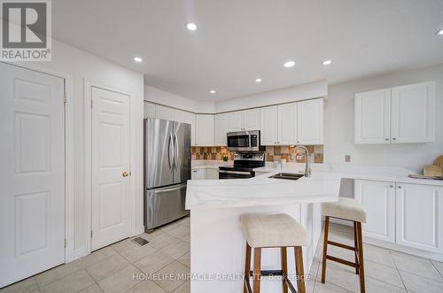 55 Mcfarlane Drive, Cambridge, ON - Indoor Photo Showing Kitchen