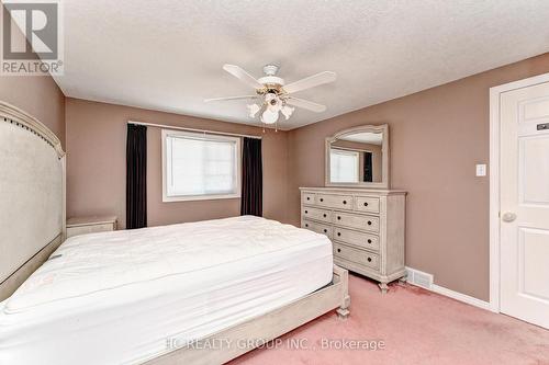 271 Resurrection Drive, Kitchener, ON - Indoor Photo Showing Bedroom