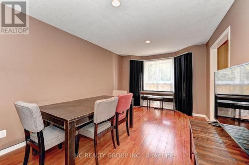 271 Resurrection Drive, Kitchener, ON - Indoor Photo Showing Dining Room