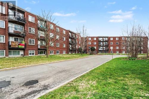 305B - 2044 ARROWSMITH DRIVE  Ottawa, ON K1J 7V8