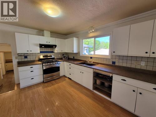 House - 1st Floor - Kitchen - 2626 Highway 3, Keremeos, BC 