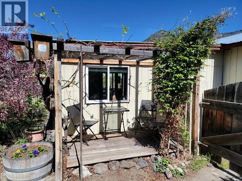 House - pergola seating area - 2626 Highway 3, Keremeos, BC 