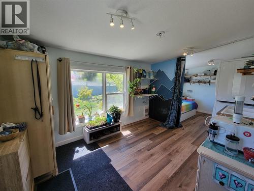 Blue Home - entrance - 2626 Highway 3, Keremeos, BC 