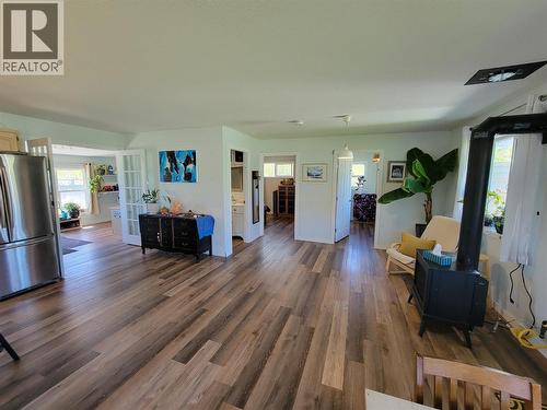 Blue Home - living room - 2626 Highway 3, Keremeos, BC 