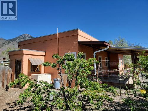 Adobe Home - 2626 Highway 3, Keremeos, BC 