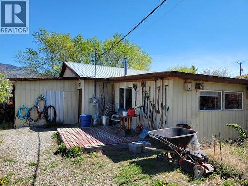 Detached Garage - 2626 Highway 3, Keremeos, BC 