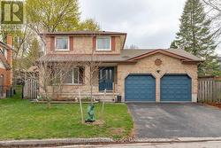 210 OLD COUNTRY PLACE  Kitchener, ON N2E 3A3