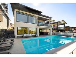 1180 Goldfinch Place Kelowna, BC V1W 5M1