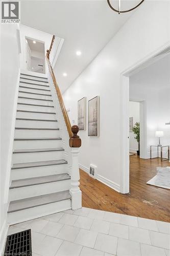 42 Erie Avenue, Hamilton, ON - Indoor Photo Showing Other Room