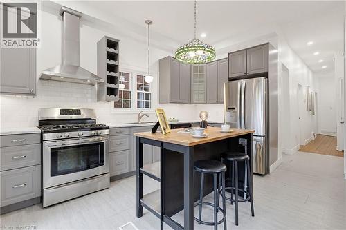 42 Erie Avenue, Hamilton, ON - Indoor Photo Showing Kitchen With Upgraded Kitchen