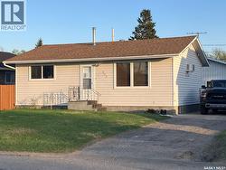 302 7th AVENUE W Nipawin, SK S0E 1E0
