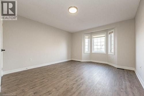 Principle suite - 3542 Fowler Court, Burlington, ON - Indoor Photo Showing Other Room