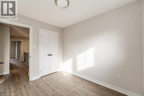 3542 Fowler Court, Burlington, ON - Indoor Photo Showing Other Room