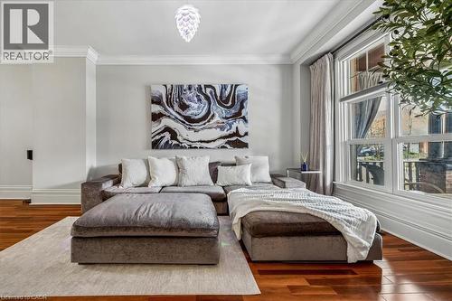 40 Stanley Avenue, Hamilton, ON - Indoor Photo Showing Bedroom