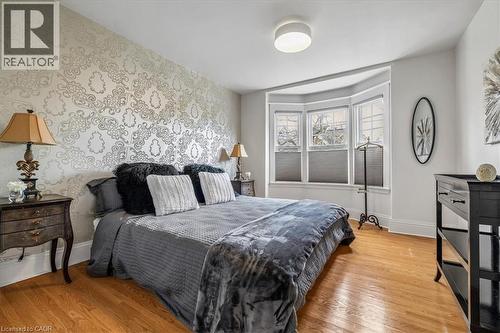 40 Stanley Avenue, Hamilton, ON - Indoor Photo Showing Bedroom