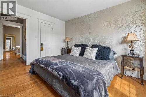 40 Stanley Avenue, Hamilton, ON - Indoor Photo Showing Bedroom