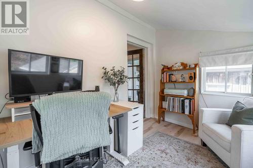 203 Wood Street E, Hamilton, ON - Indoor