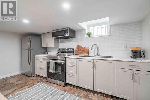 203 Wood Street E, Hamilton, ON - Indoor Photo Showing Kitchen