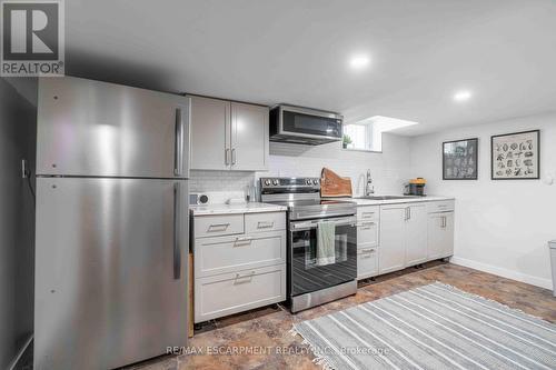 203 Wood Street E, Hamilton, ON - Indoor Photo Showing Kitchen