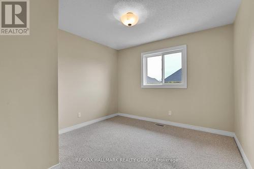 2nd Level - Bedroom (2) - 21 Hime Crescent, Ottawa, ON - Indoor Photo Showing Other Room